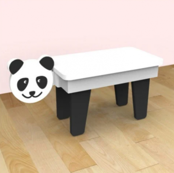 Meja dengan gambar hewan-hewan lucu seperti panda, kelinci, dan kucing